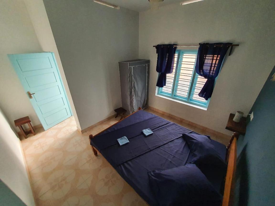 Guest house Blue House *