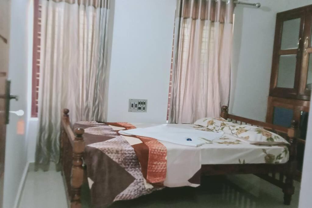 Aroma Ac Varkala