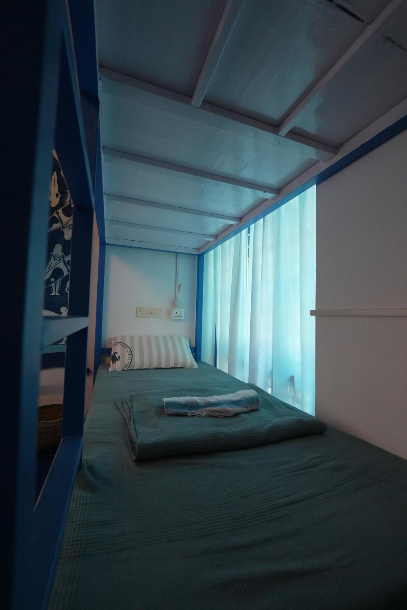 House Of Surf For Women Hostel *