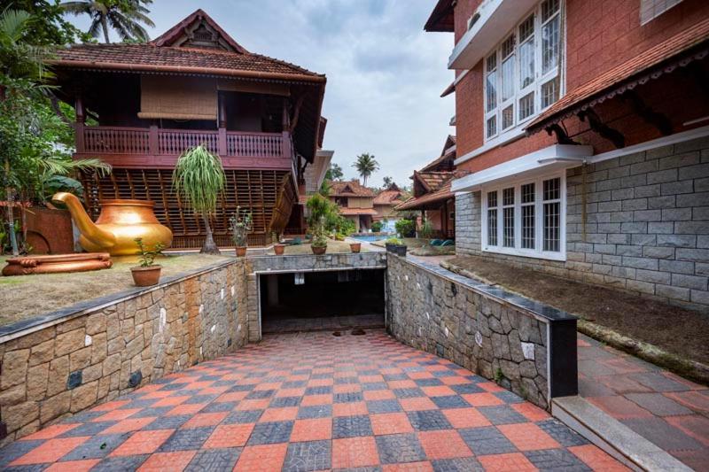 Hotel Nikhil Ayurvedic Heritage Varkala