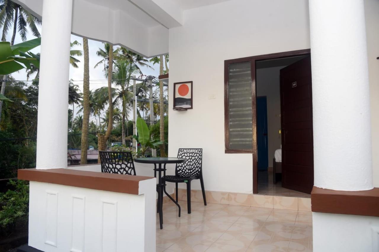 Crystal Palace Odayam Homestay Varkala