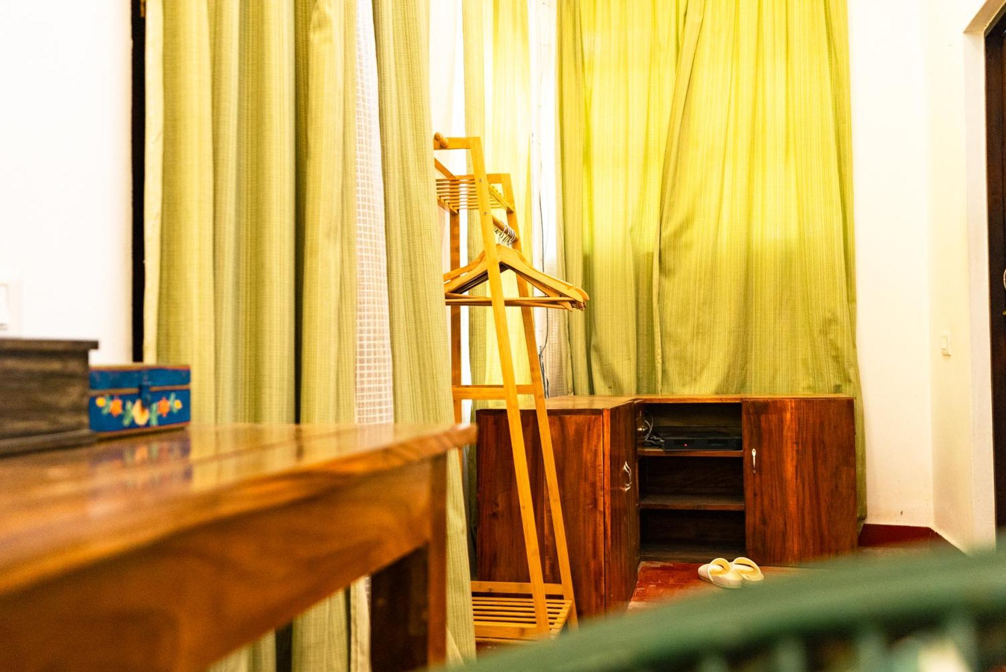 Bed & Breakfast The By Sarwaa Varkala