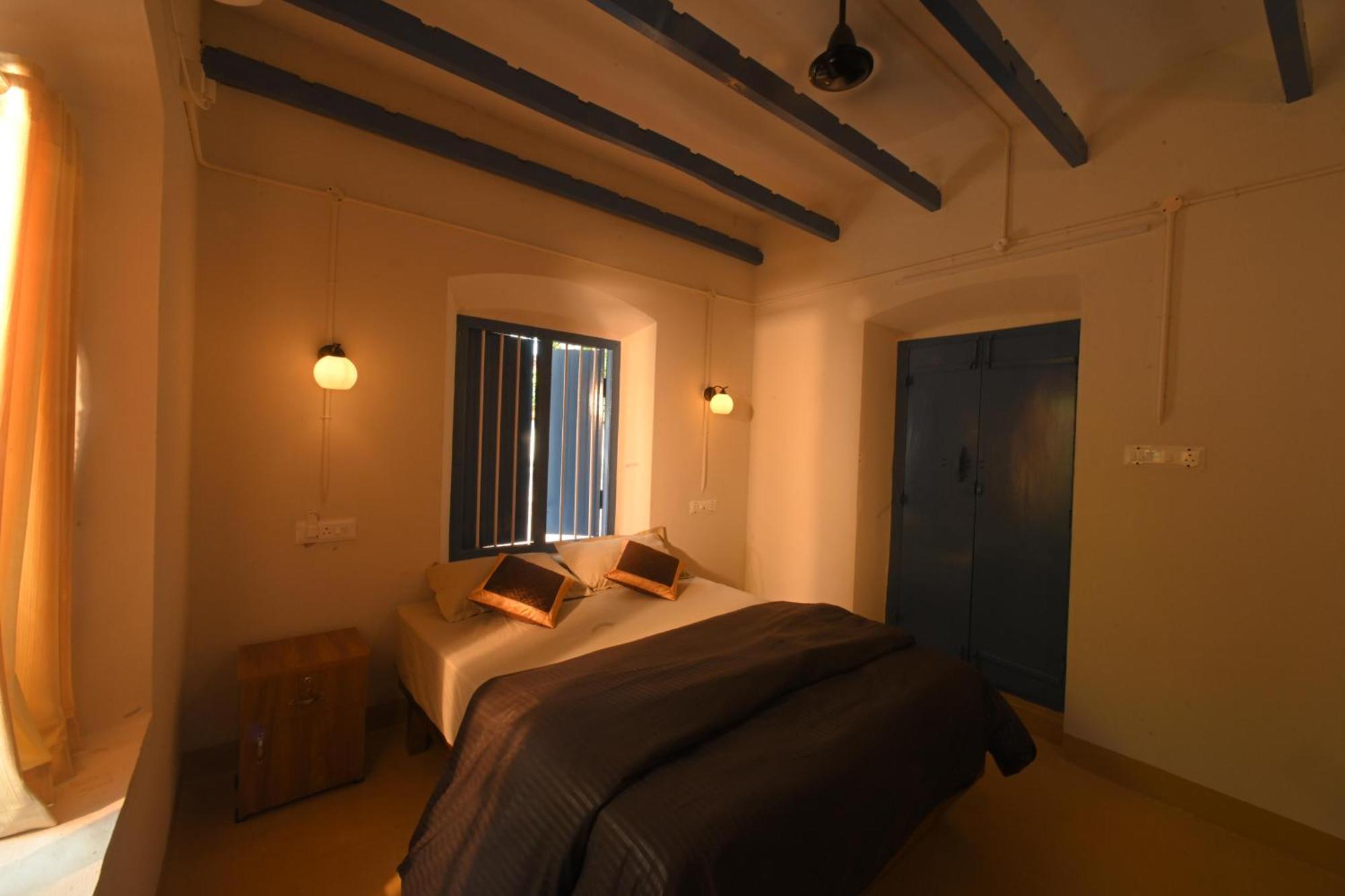 Hostel Haust