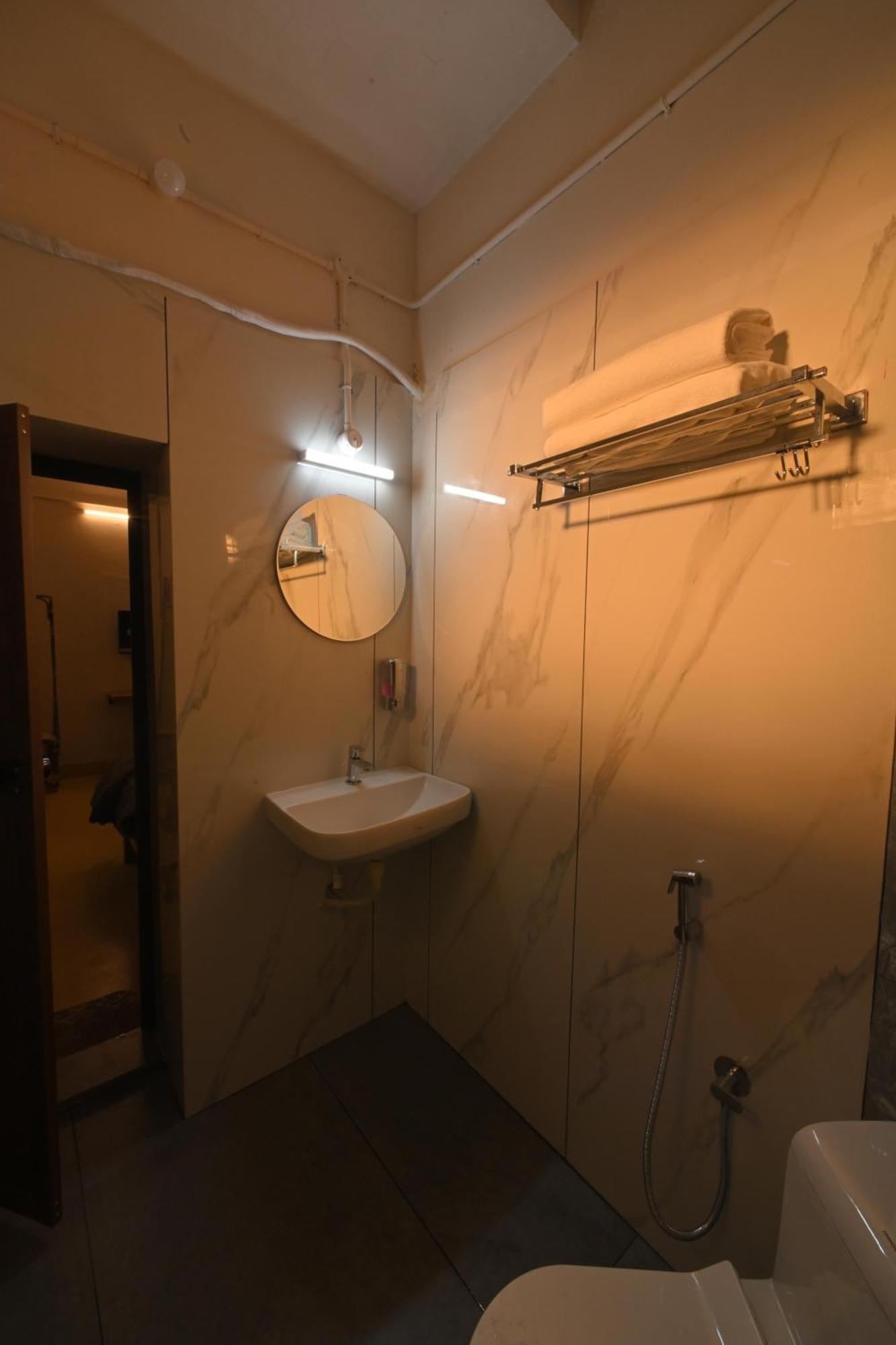 Haust Hostel