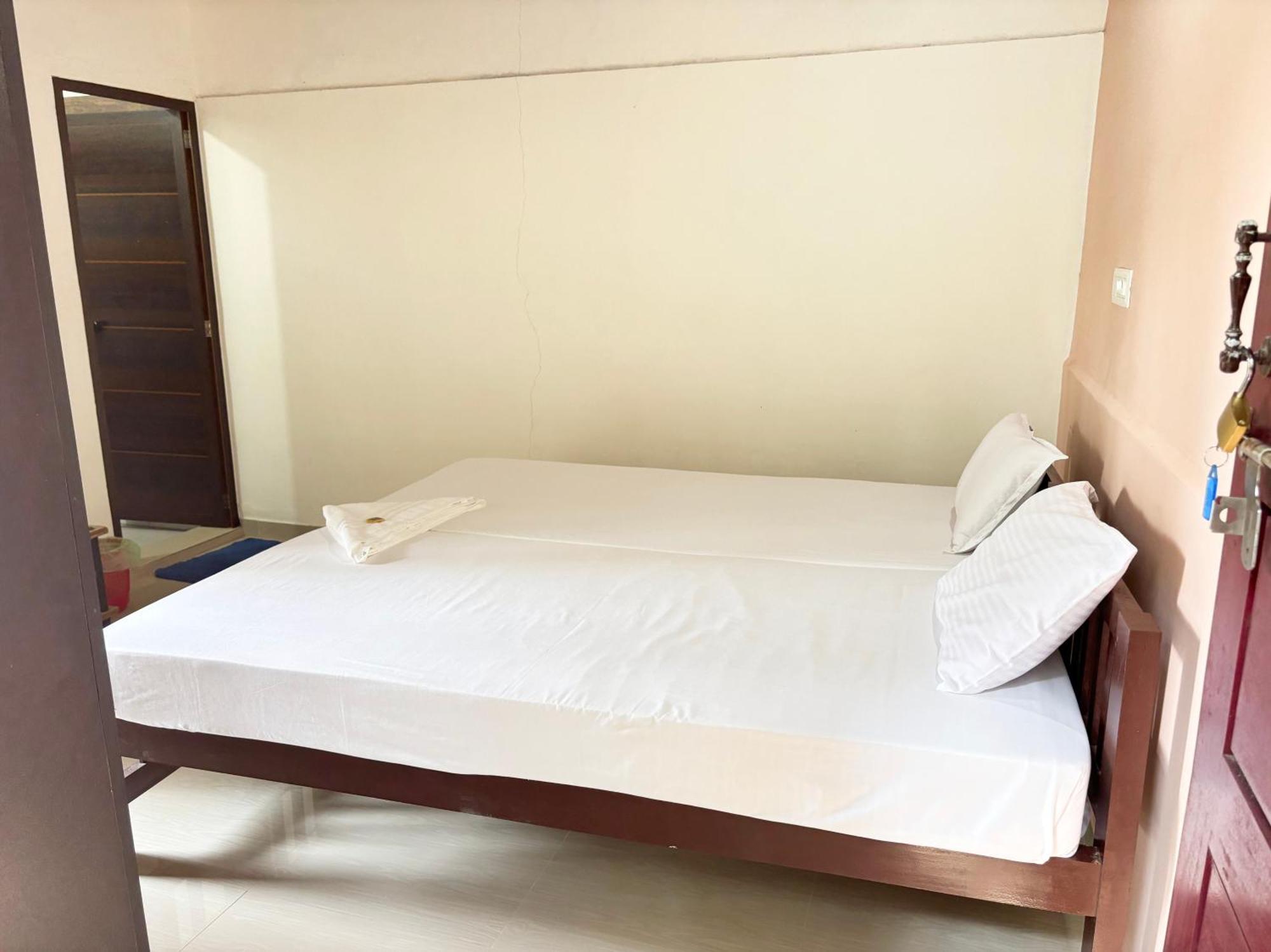 Akshay Hotel 4*