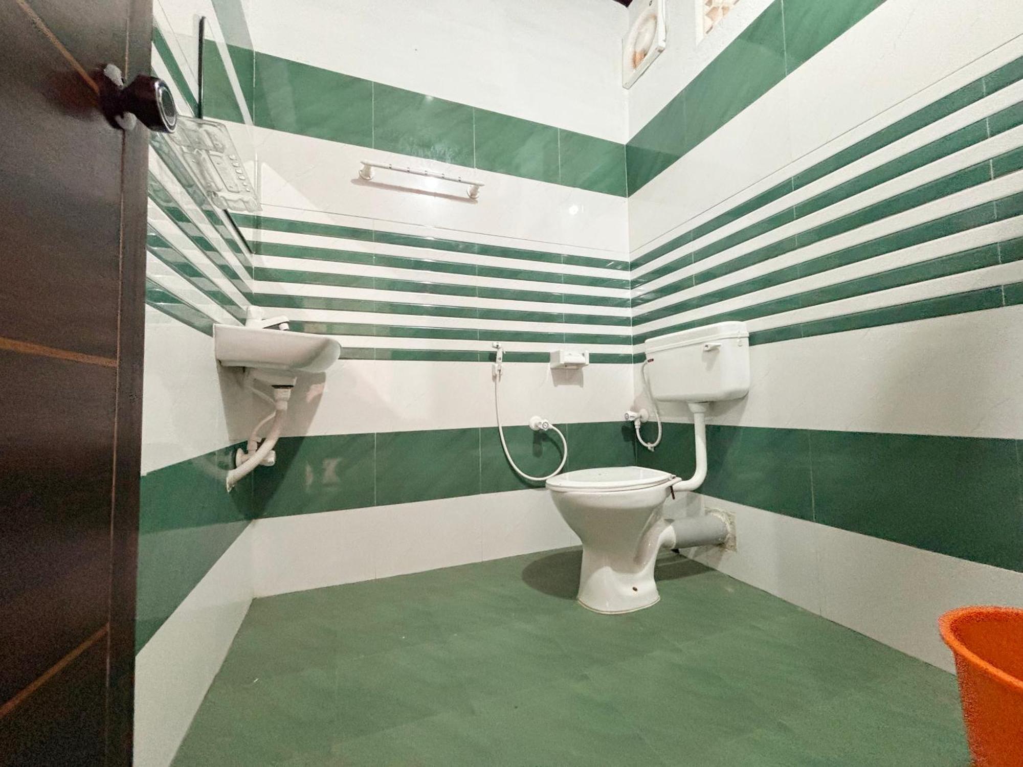 Akshay Hotel Varkala
