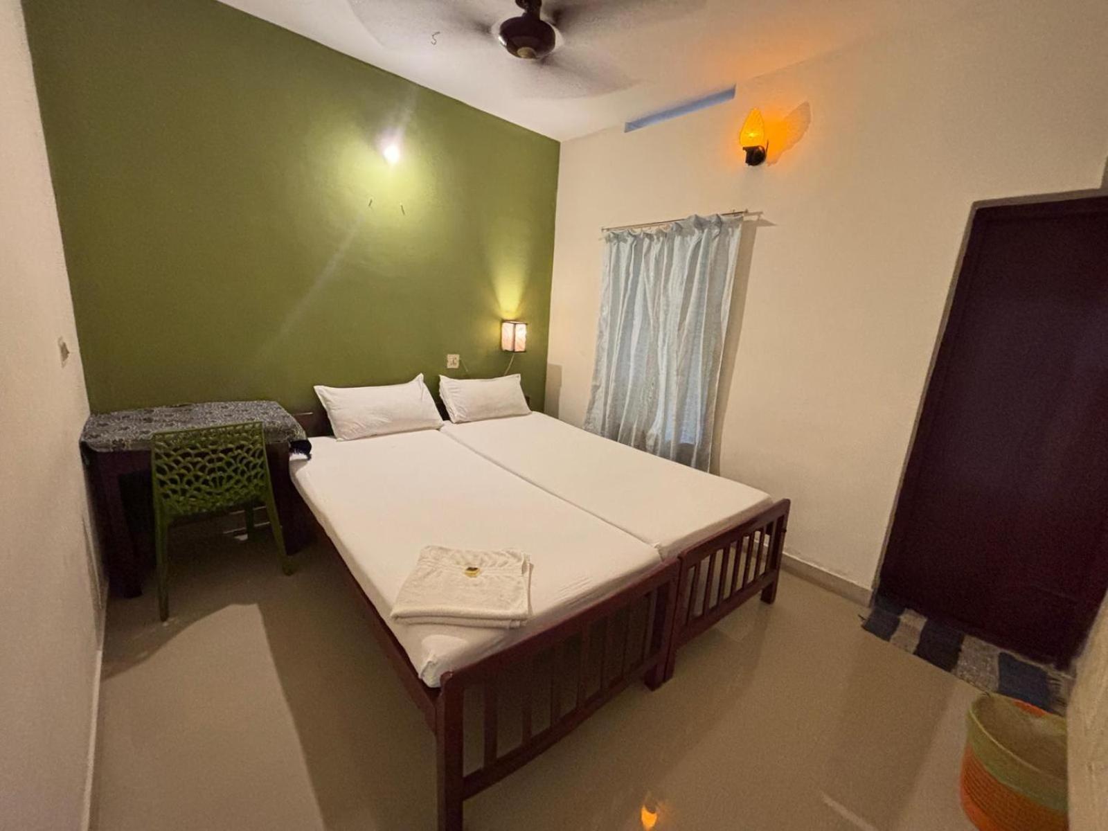 Hotel Akshay
