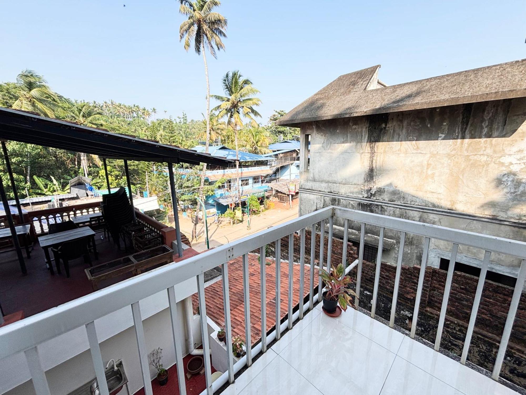 Hotel Akshay Varkala