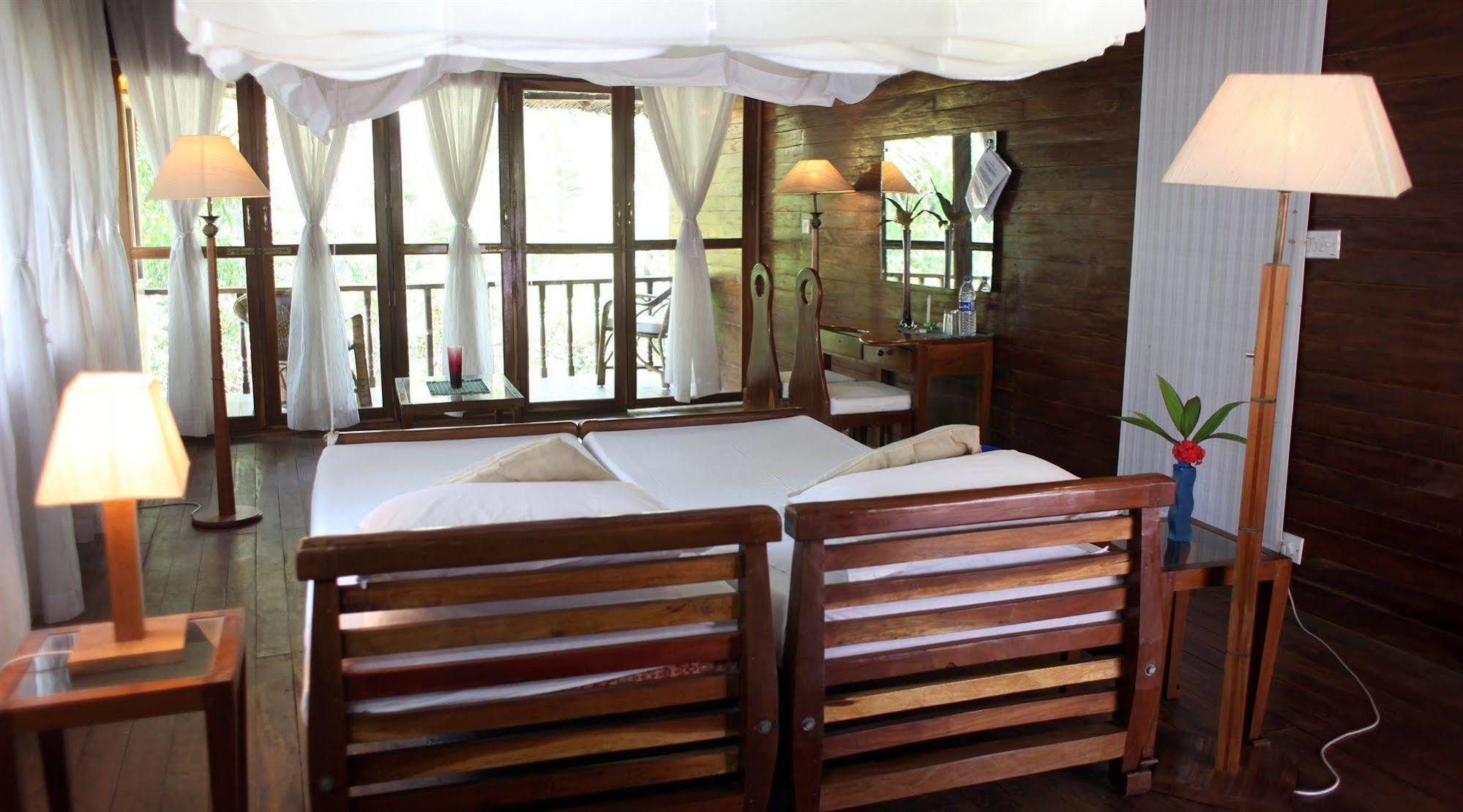 The Oceano Hotel 3*
