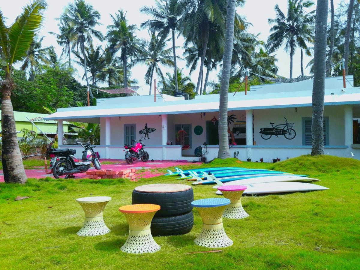 Goofy Foot Surf Shack *