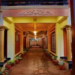 Dahlia Beach Resort