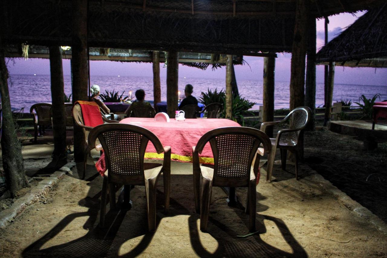 Sukriti Resort *