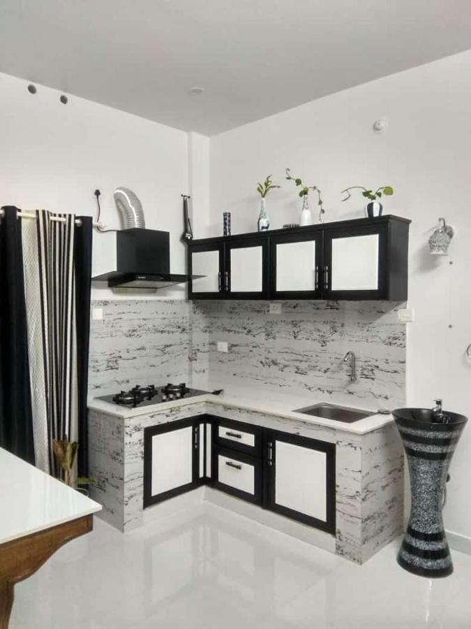 Apartment Cliff Heaven