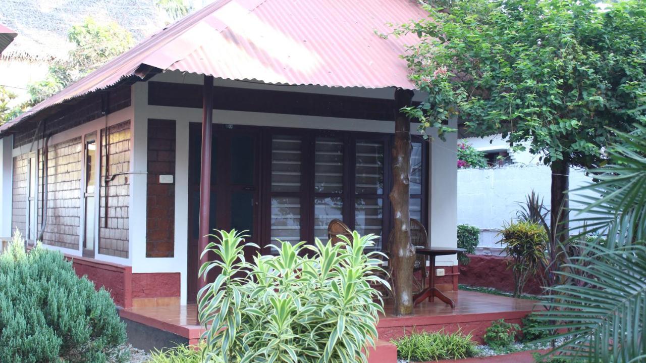 Resort Hill View Ayurvedic Beach Varkala