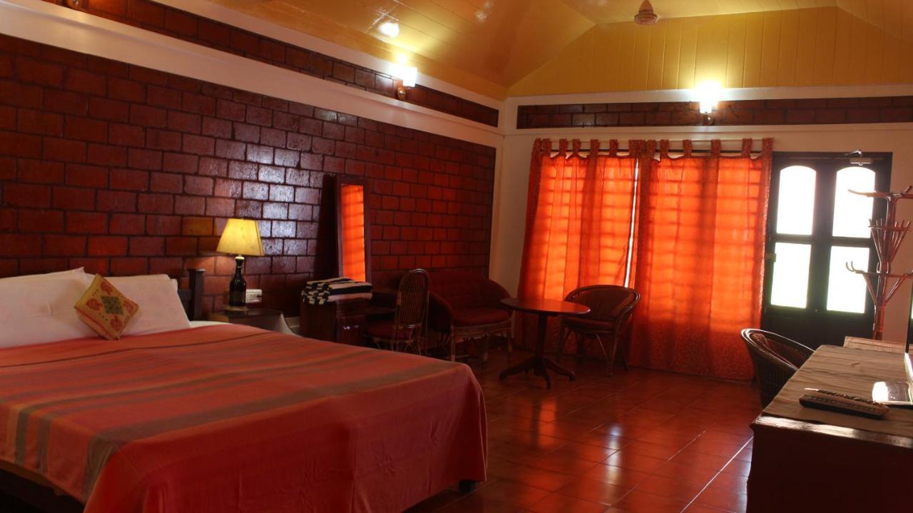 Hill View Ayurvedic Beach *