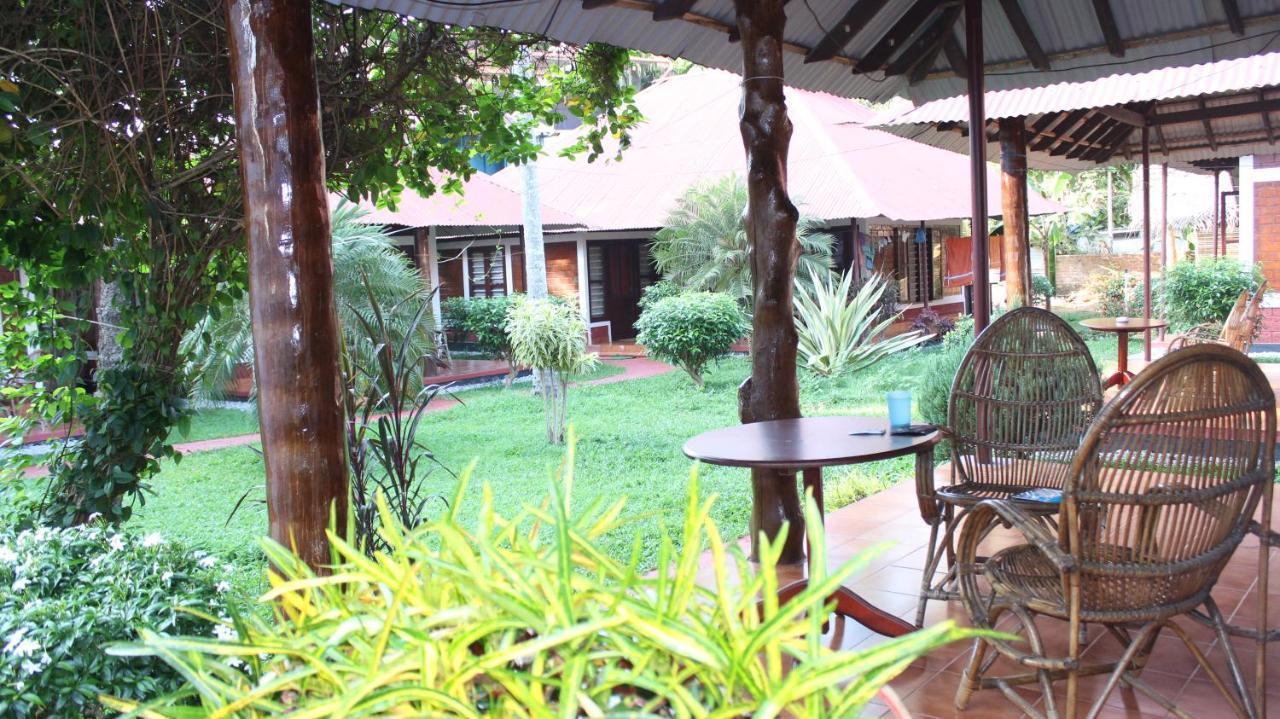 Hill View Ayurvedic Beach Resort *