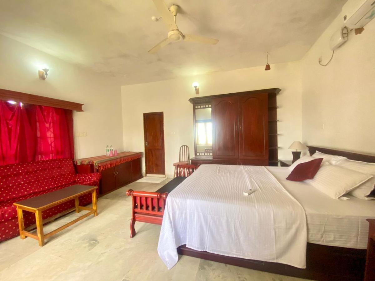 Hill View Ayurvedic Beach Resort *