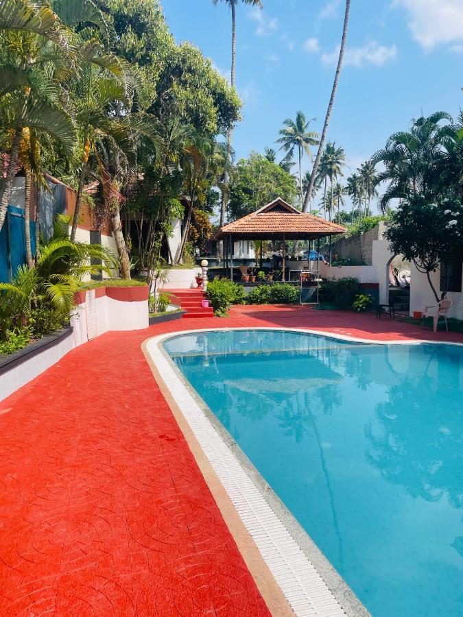 Hotel The Village Varkala