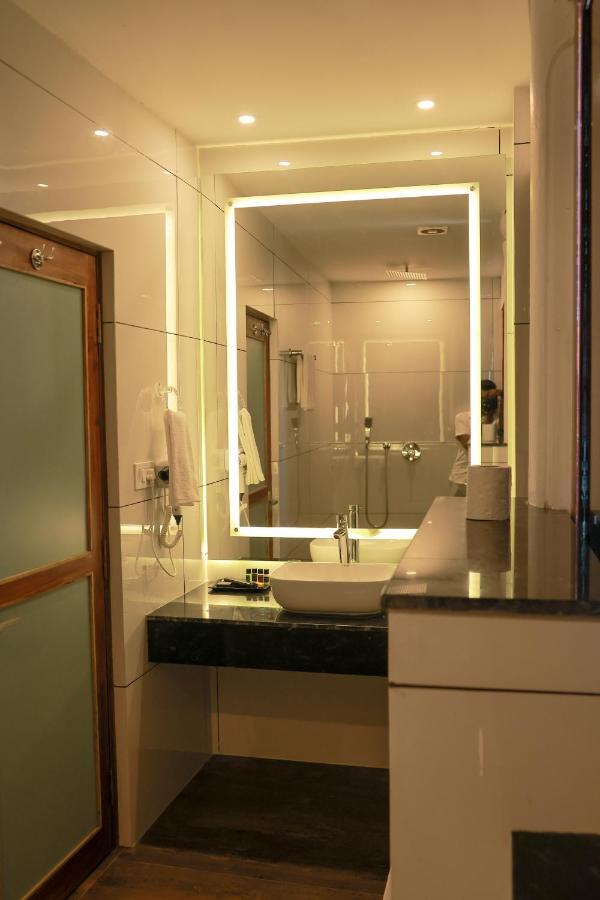 Sasha By Elixir Cliff Hotel
