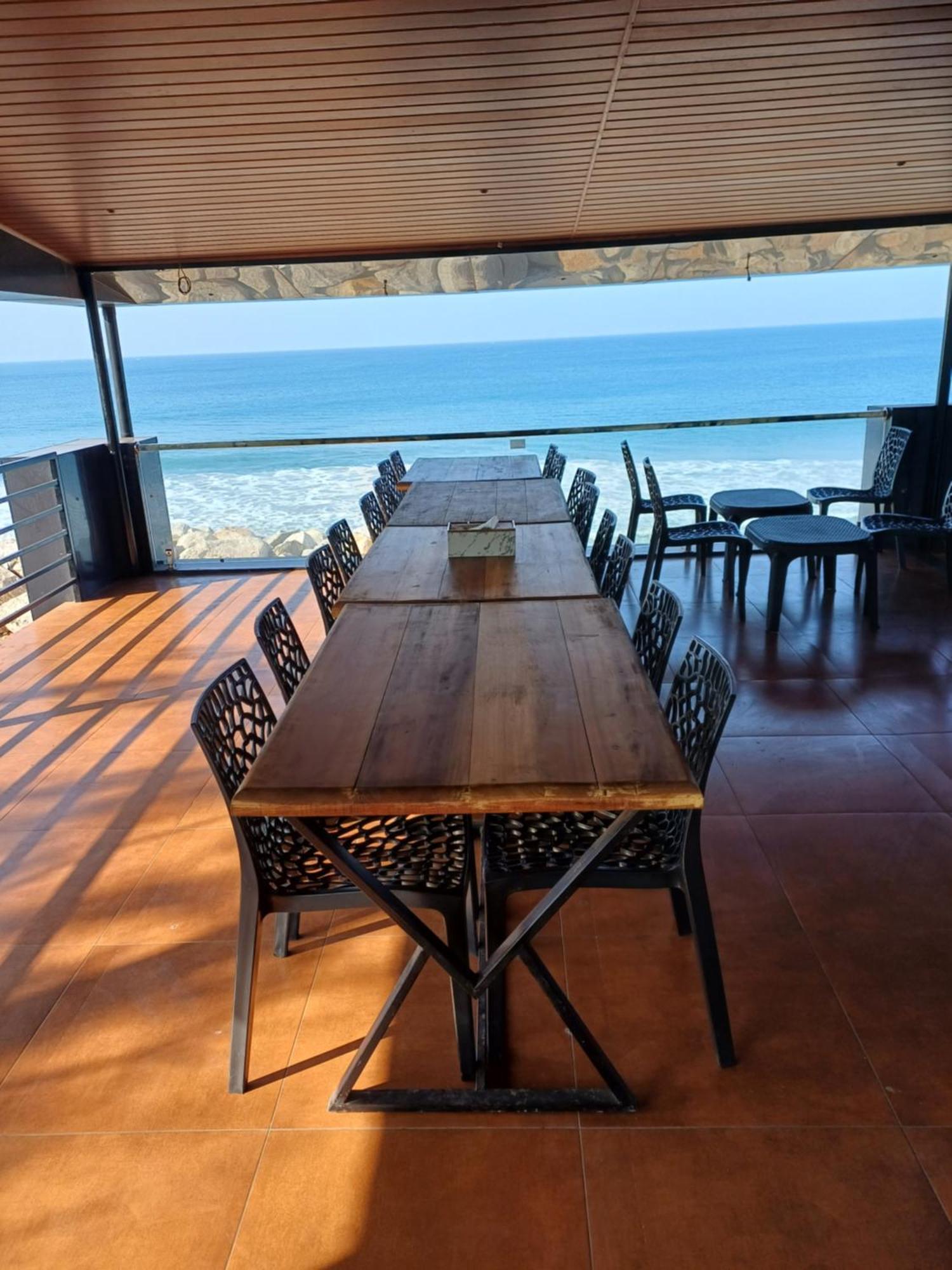 Economy hotel East West Varkala