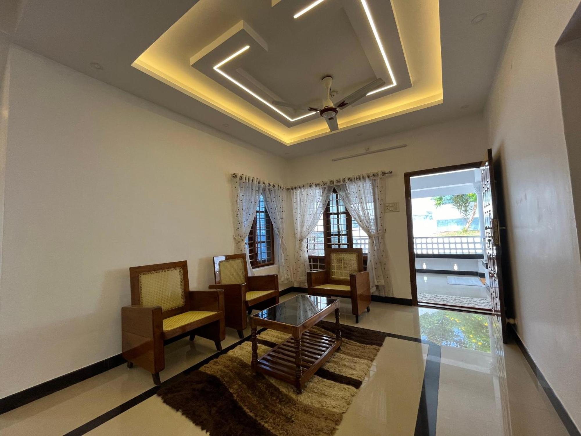 Villa Kadal Veedu