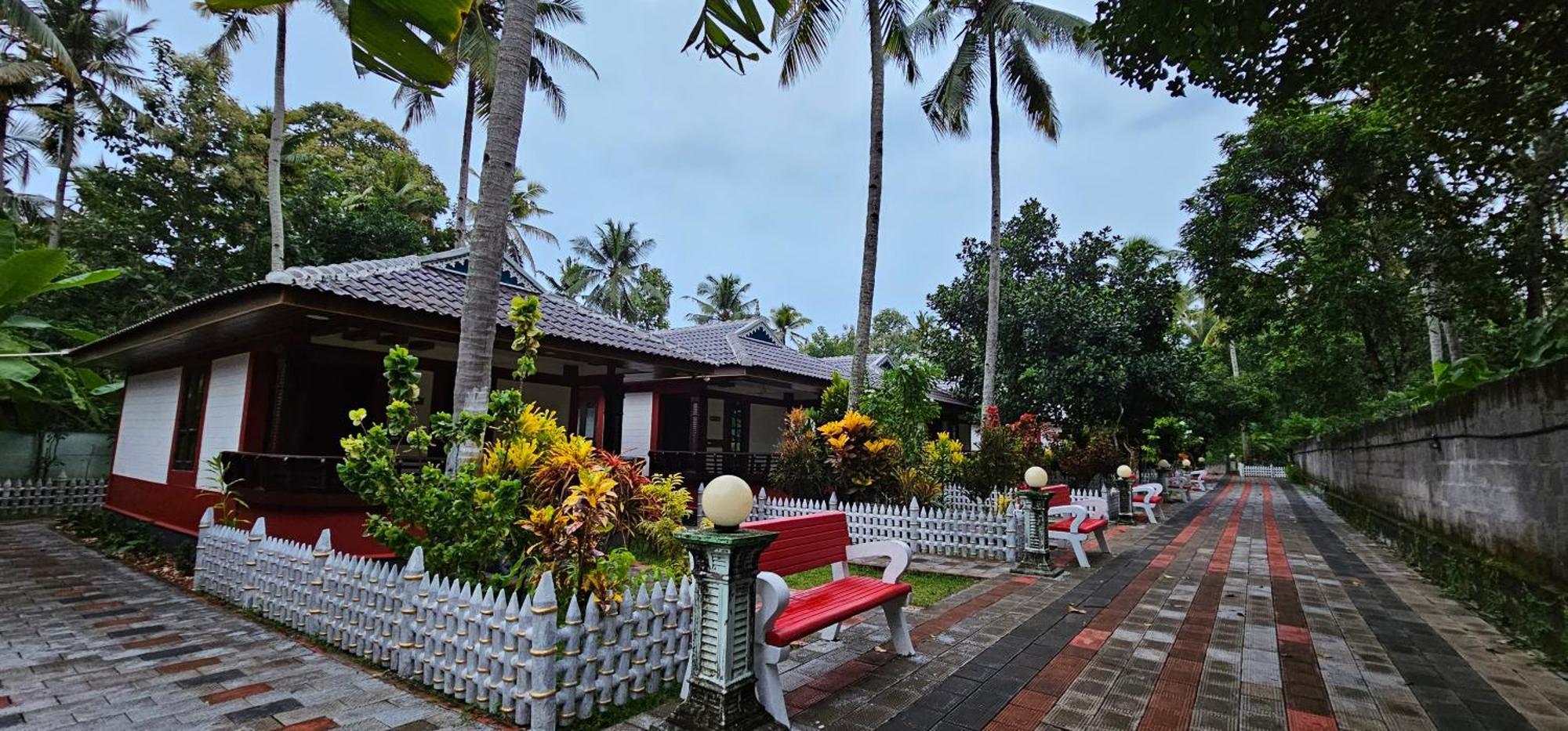 Leisure Valley Resort 3*