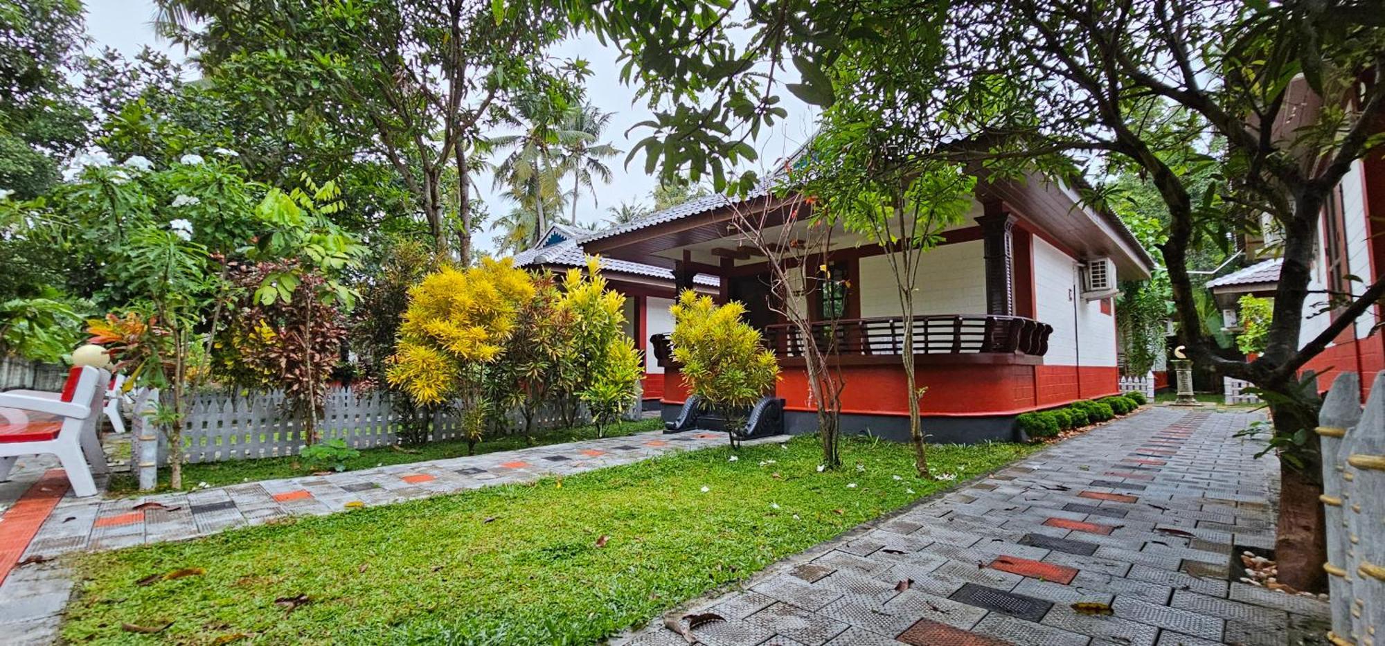Leisure Valley Varkala