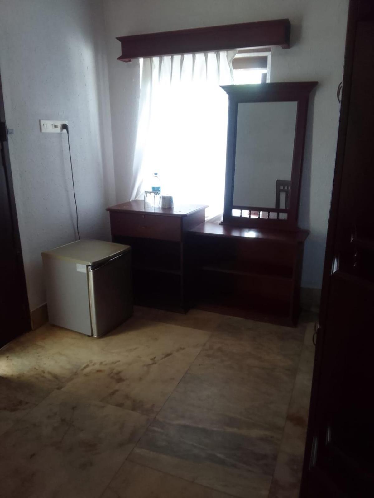 Hill View Ayurvedic Beach Resort Varkala