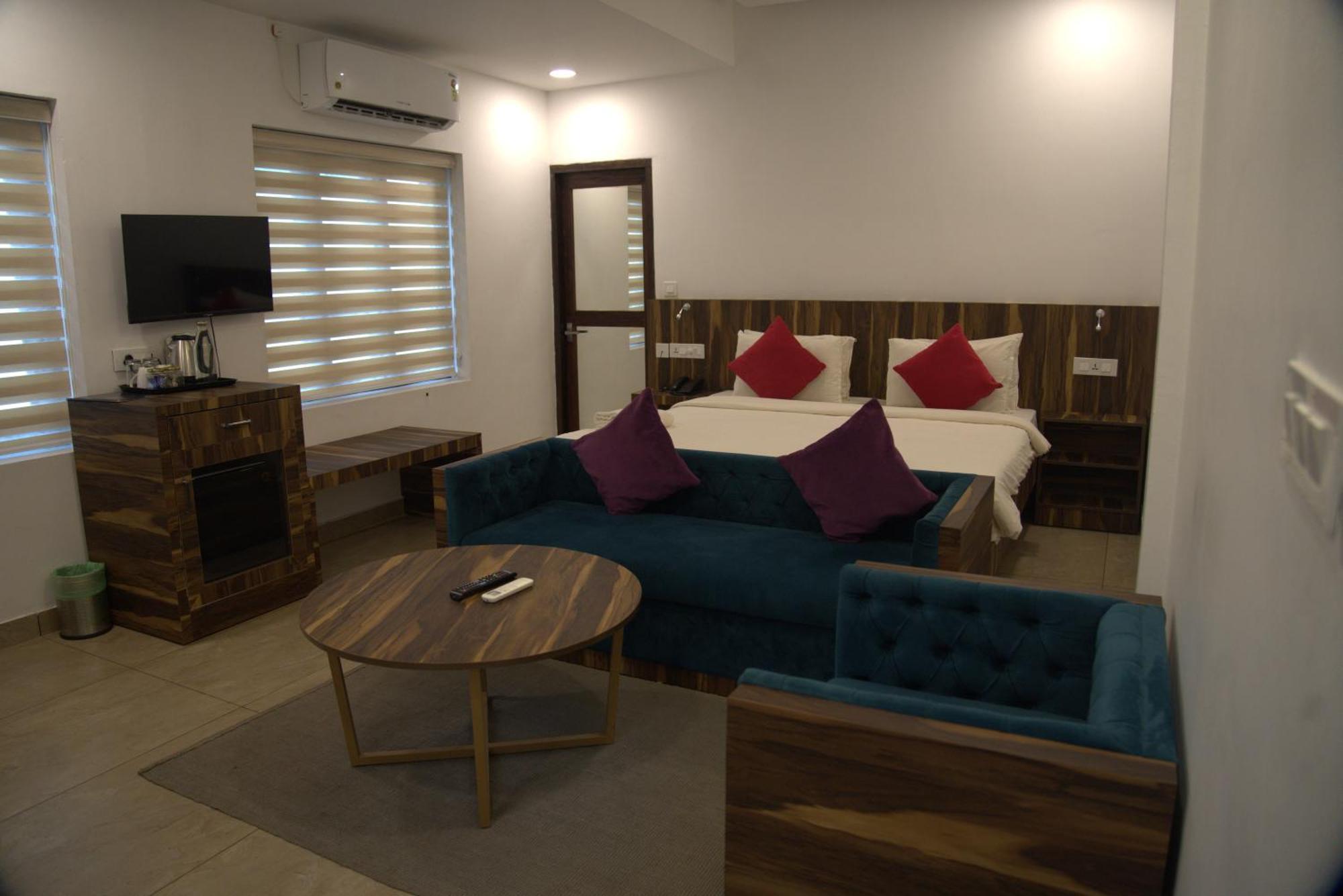 Hotel Sasha By Elixir Cliff 4*