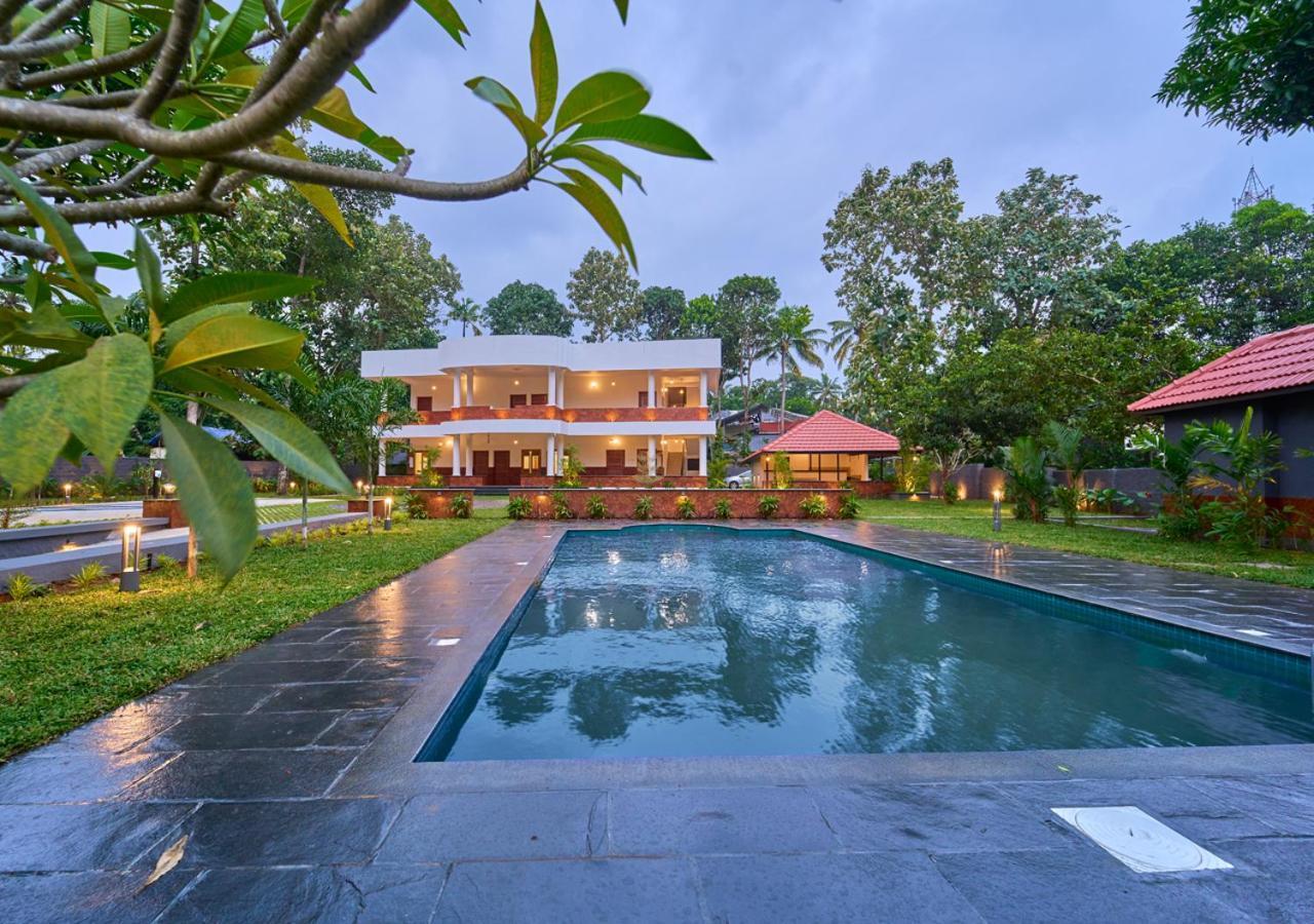 Hotel Voye Homes Signature Pool , Just 950 M From Cliff And Varkala