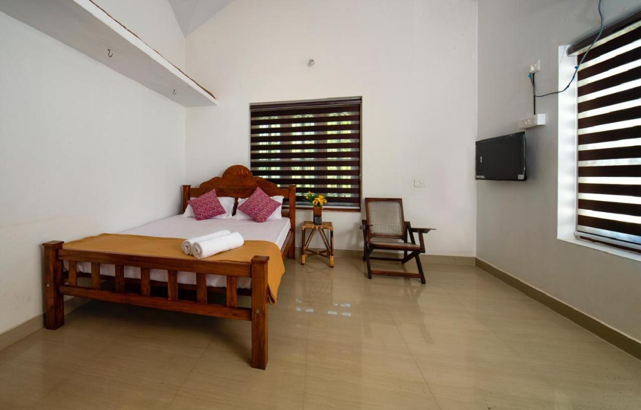 Guest house Rams Samudra-walk To Cliff,odayam,black
