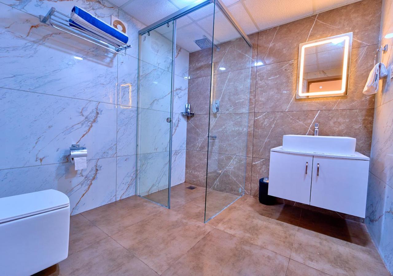 Voye Homes Signature Pool , Just 950 M From Cliff And Hotel