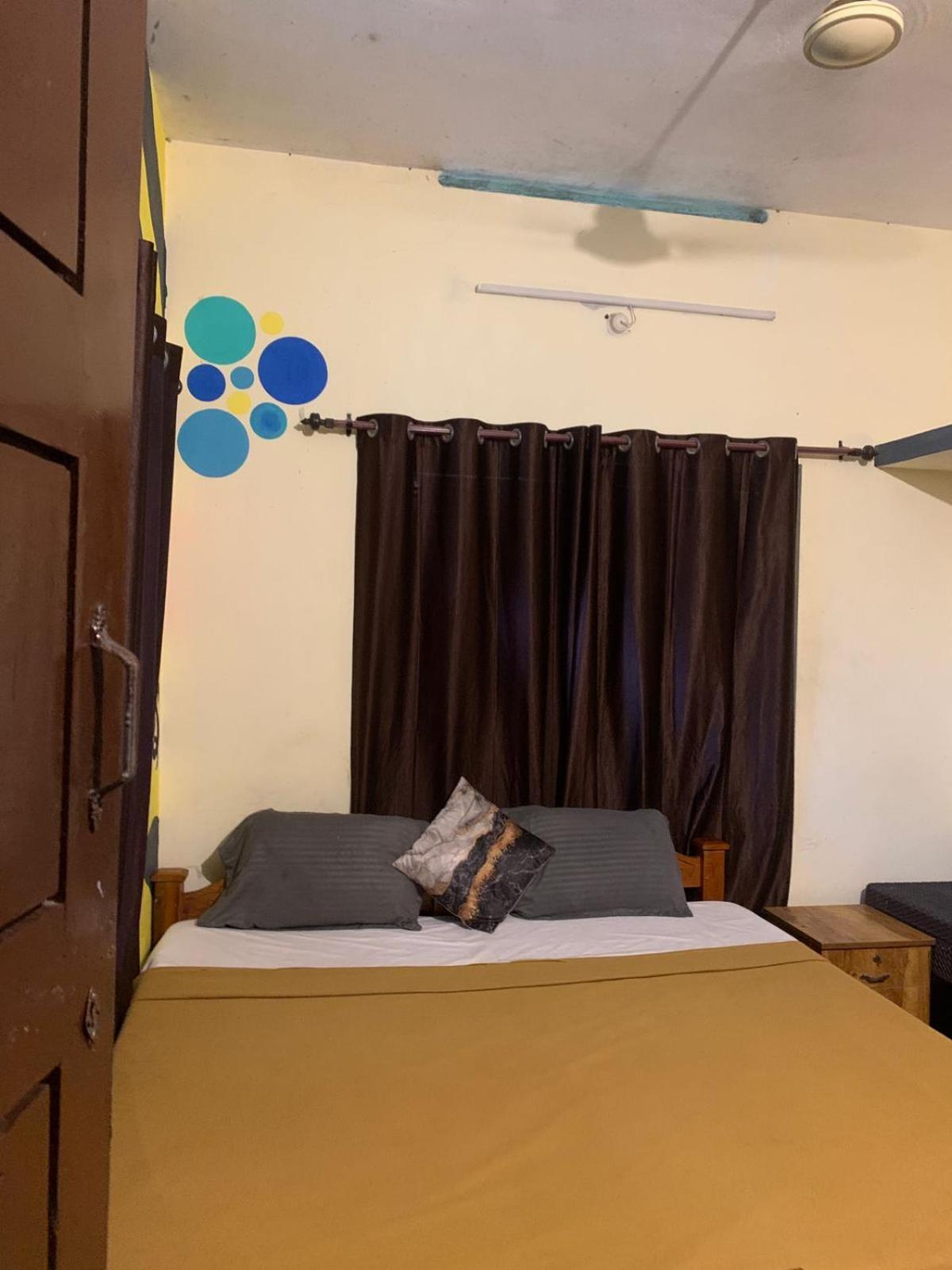 Homestay Happy Days